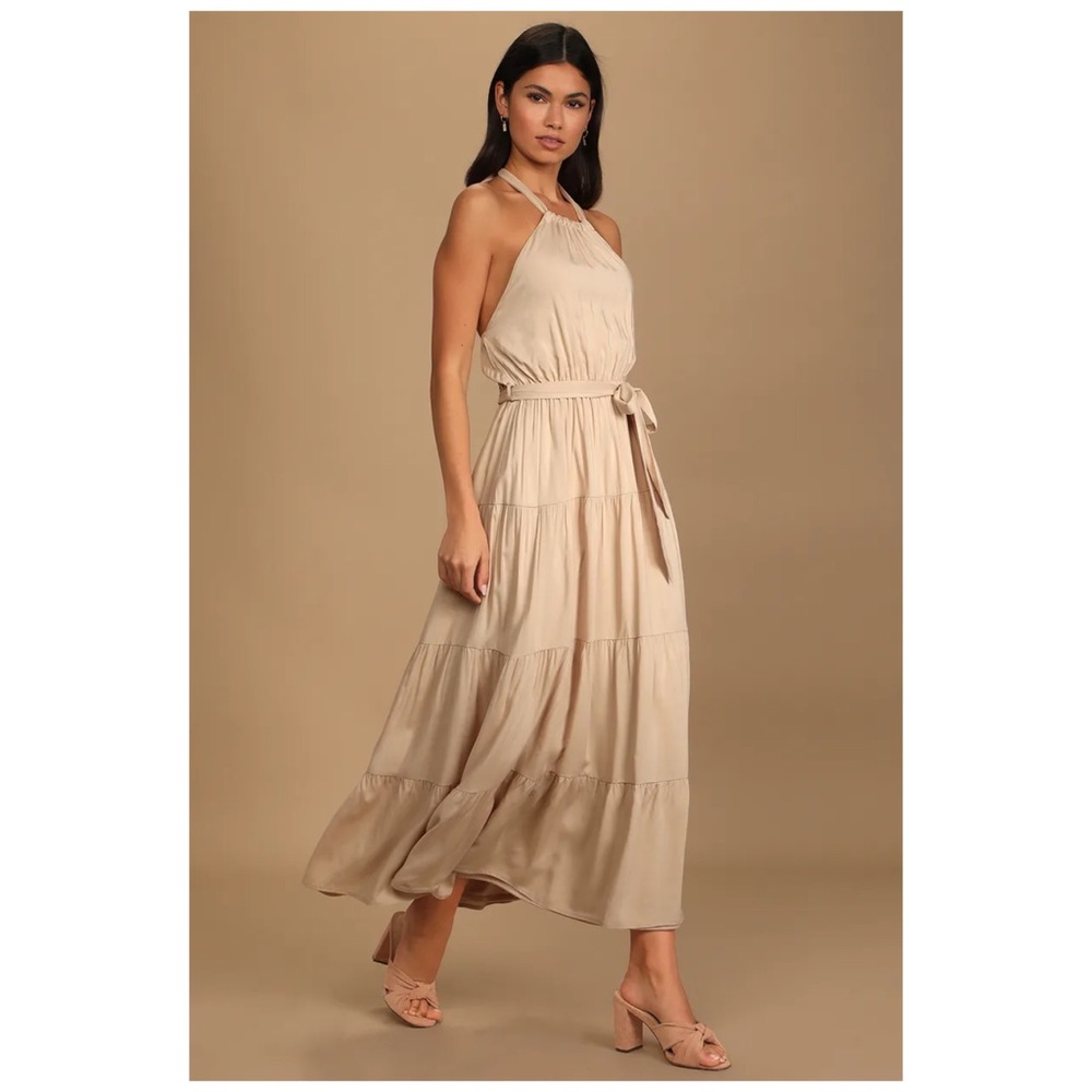 Lulu’s casual summer beige tiered dress - Picture 4 of 4
